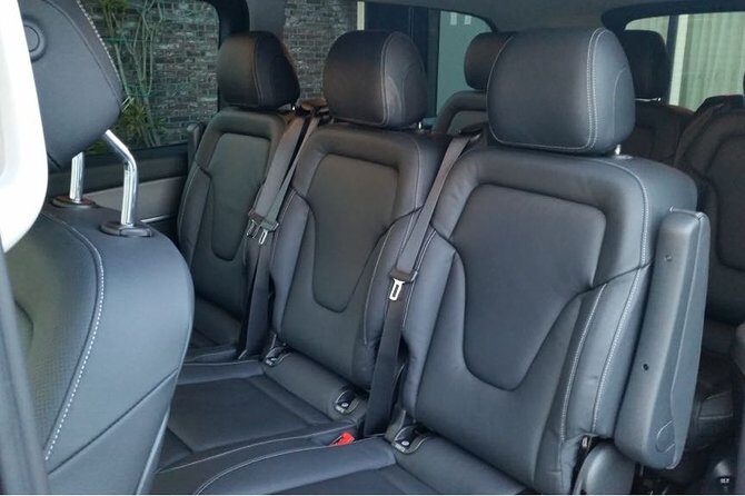 1-15 persons Taxi or Bus Transfer Amsterdam Airport to Haarlem - FAQ