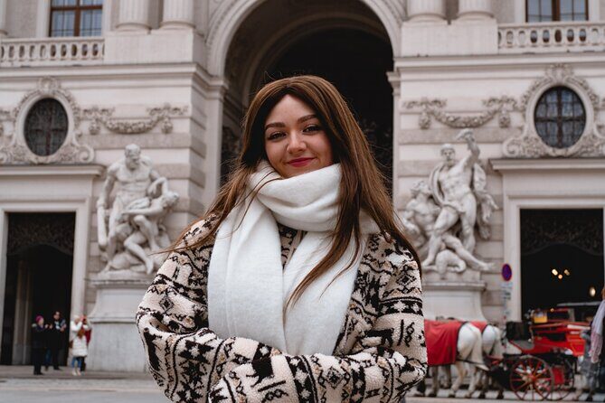 1.5 Hour Cinematic Style Portrait Photoshoot and Tour in Vienna - FAQ