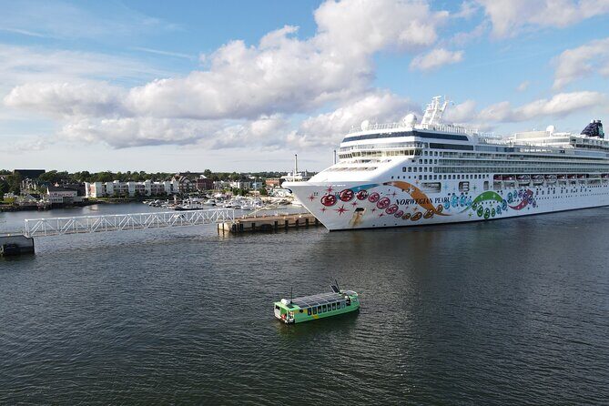 1.5hr Harbour Experience on North America's LARGEST solar boat! - Key Points