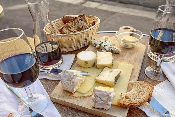 #1 Bordeaux Food and Wine Tour | Satisfaction Guaranteed! - A Friendly Look at the Bordeaux Food and Wine Tour