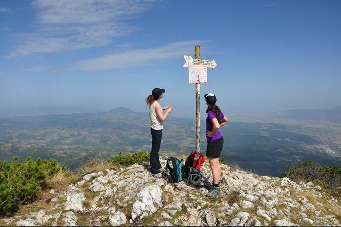 1 day CARPATHIAN PEAKS & CHALETS hike - A Closer Look at the Itinerary