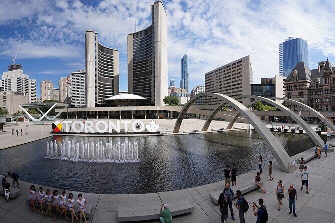 1 Day City Sightseeing Tour at Toronto City - An In-Depth Look at the Itinerary