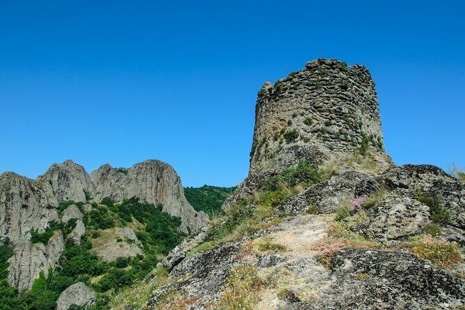 1 day hiking in Birtvisi Canyon from Tbilisi - Walking the Fine Line: Challenges and Considerations