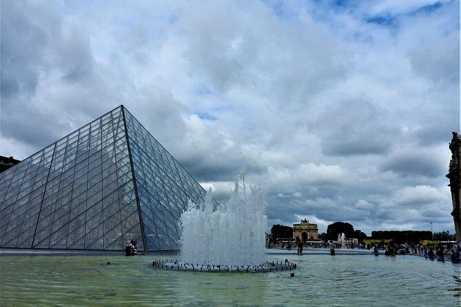 1 Day in Paris: Eiffel Tower, Cruise, City Tour, and Louvre - Who Should Consider This Tour?