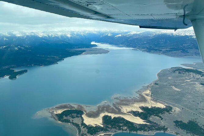 1 Hour Aerial Tour Over the Western Boundary of Yellowstone - What Makes This Tour Stand Out