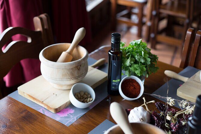 1 Hour and Half Mojo Sauce Workshop With Winery Tour - The Practical Side: Pricing, Timing, and Group Size