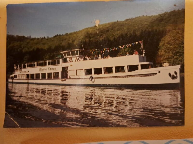 1 hour boat cruise with fragrant coffee and homemade strudel - The Pros and Cons