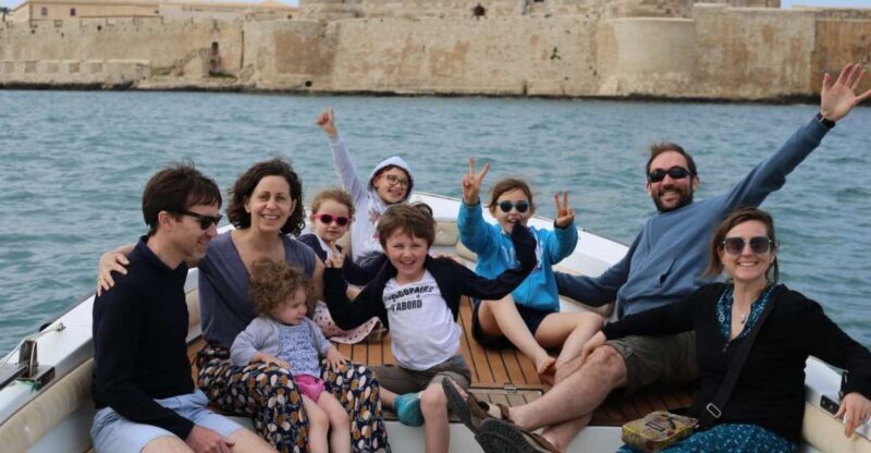 1-hour boat tour with visit to sea caves and ortigia island - What to Expect on the Tour