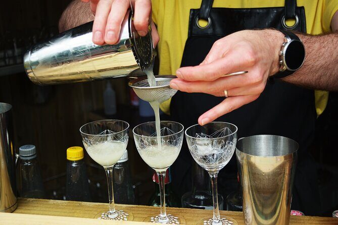 1-Hour Cocktail Masterclass Experience in Dublin - What Is the Experience Like?