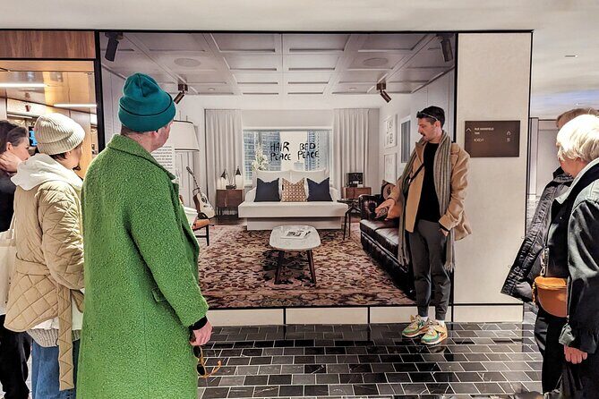 1 Hour Downtown Montreal Tour - Analyzing the Value