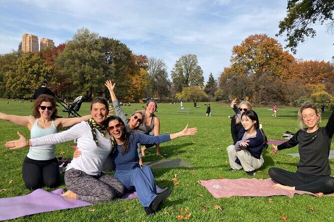 1 Hour Group Yoga Class in Central Park - Key Points