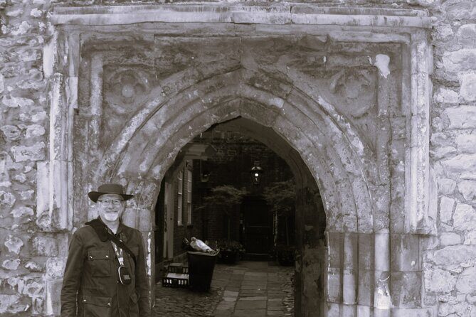 1 Hour Guided AI Walking Tour from Big Ben London in Any Language - FAQs