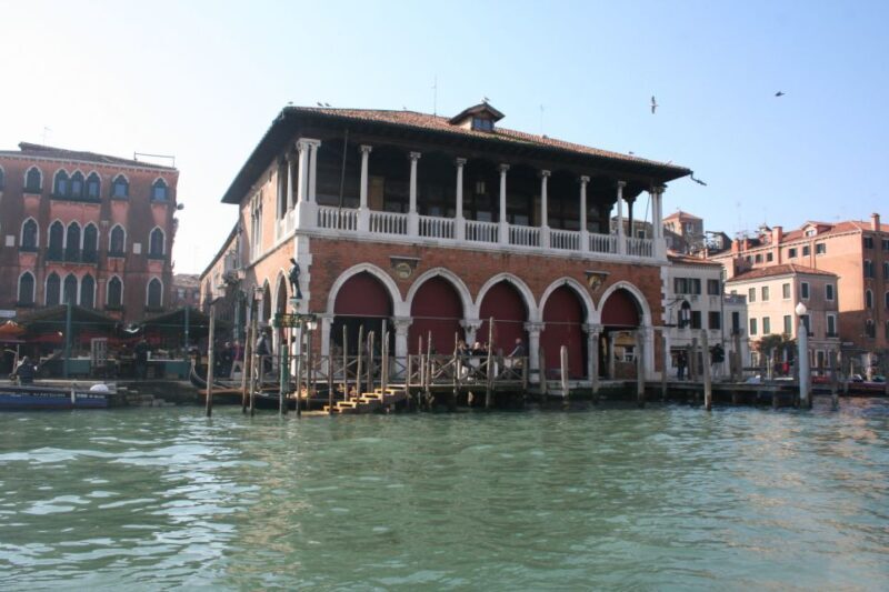 1-Hour Motor Boat Ride on Grand Canal - Who Should Consider This Tour?