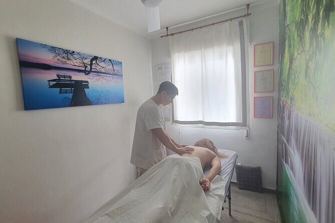 1 Hour Private Chiromassage Session in Seville - An In-Depth Look at the Private Chiromassage Experience