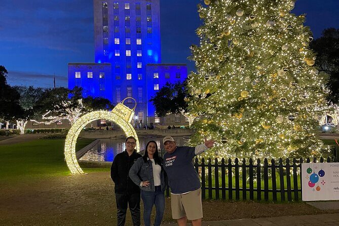 1 Hour Private Christmas Lights Tour in Houston - An In-Depth Look at Houston’s Holiday Lights Tour