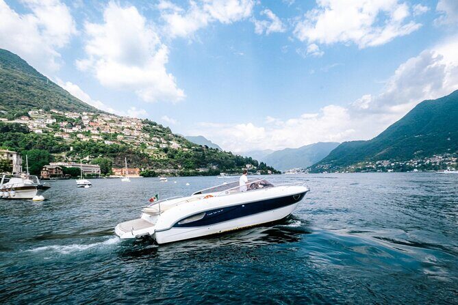 1 Hour Private Cruise on Lake Como Motoscafo Cranchi - An In-Depth Look at the Experience