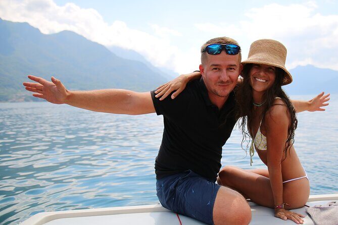 1 Hour Private Cruise on Lake Como up to 8 pax - Key Points