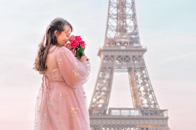 1 Hour Private Photo Session experience with the Eiffel Tower - Key Points