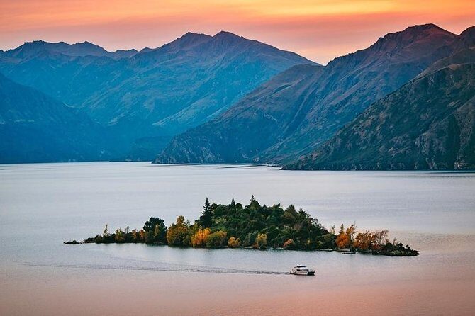 1-Hour Ruby Island Cruise and Walk - Exploring the 1-Hour Ruby Island Cruise and Walk in Wanaka