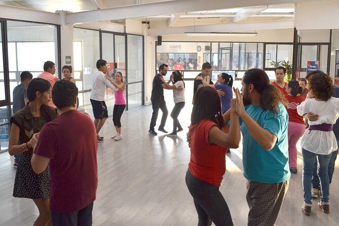 1-on-1 Private Salsa Classes - Who Should Consider This Experience?