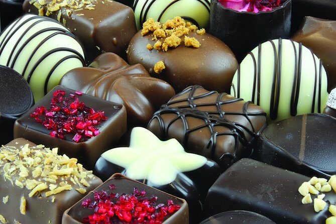 #1 Sonoma Walking Food, Wine & History Tour (Public Tours) - A Deep Dive into the Sonoma Walking Food, Wine & History Tour