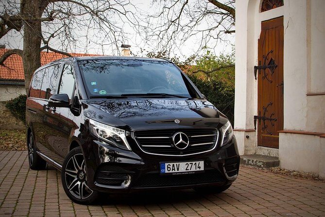 1-way Prague to Vilshofen private transfer - Mercedes Benz - up to 7 passengers - Price and Value