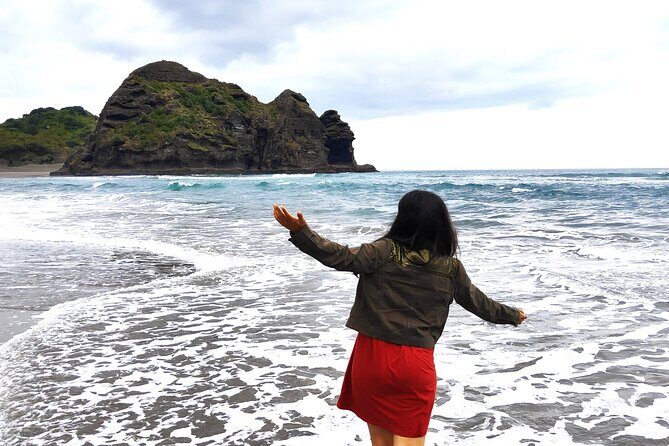 10 Day North to South Island NZ Private Tour from Auckland - Key Points