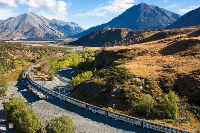 10 Day North to South Island NZ Private Tour from Auckland - The Value of a Guided, All-Inclusive Experience