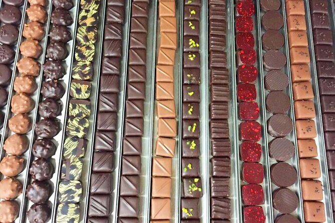 10+ tastings Gourmet Food & Wine Tour in the Heart of Paris - What Travelers Are Saying