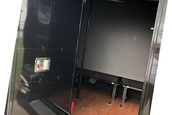 11 Passenger Executive Van: New Orleans Airport or Hotel Transfer - The Benefits of a Private Transfer