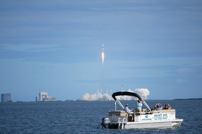 12 Passenger Pontoon Rental - Full review: what to expect on your Merritt Island pontoon adventure