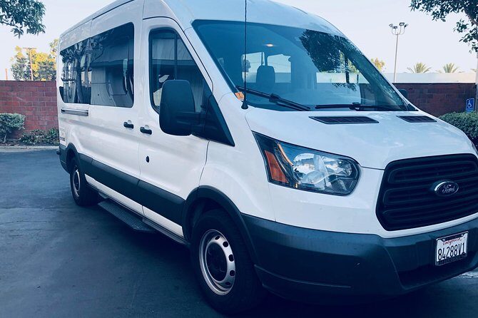 14-Seater Private Tour of LA - Exploring the 14-Seater Private Tour of LA: An Honest Take