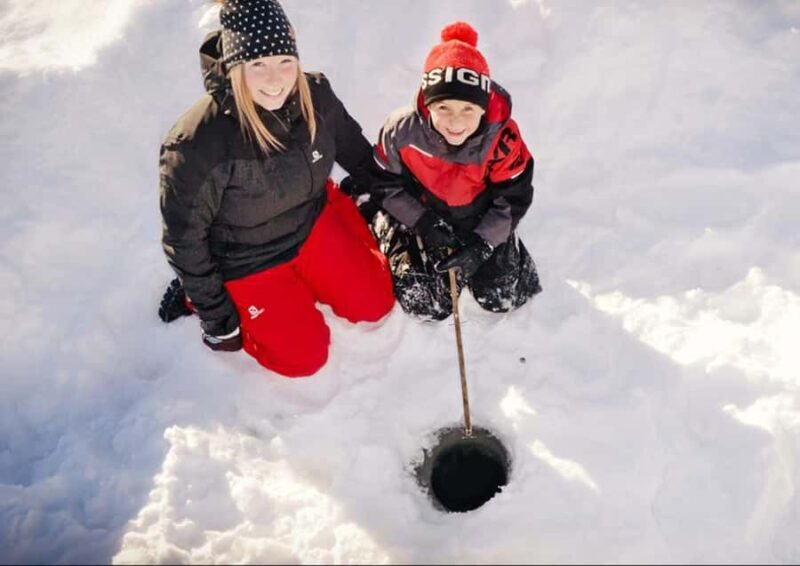 15 min. Tadoussac : Family-Friendly Ice Fishing Experience - The Equipment and Comfort