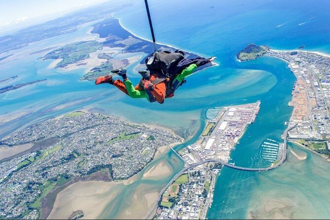 15,000ft Tandem Skydive in Tauranga - Bay of Plenty - Authentic Perspectives from Travelers
