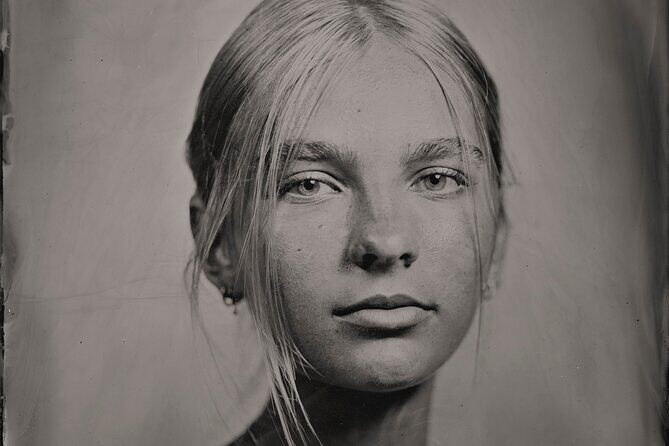 19th Century metal portrait an unique experience Porto-Portugal - The Value of This Experience