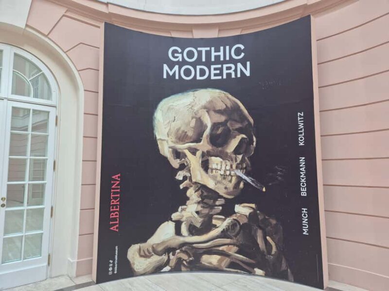 1h Guided Tour of the Albertina: Gothic Modern - The Value and Atmosphere