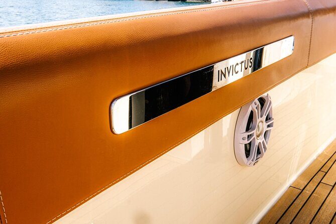 1H Luxury Cruise Como Lake Tender Yacht Invictus 9 Pax - Final Thoughts