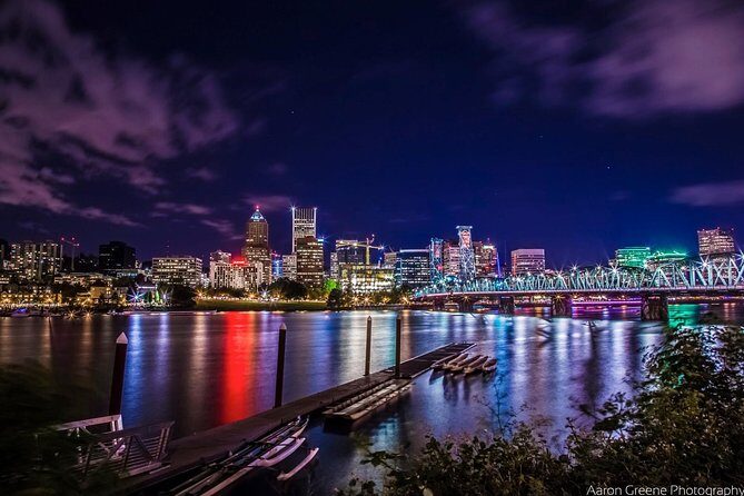 2.5-hour Dinner Cruise on Willamette River - What the Experience Is Like