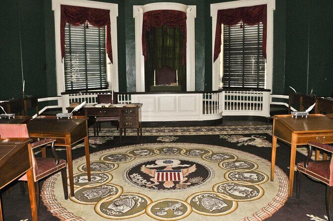 2.5 Hour Philadelphia History Tour with Washington War Tent Show - Key Points