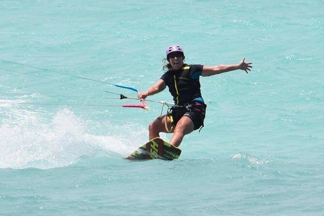 2.5-Hour Private Kiteboarding Lessons at Kanaha Beach in Kahului - Who Should Consider This Experience?