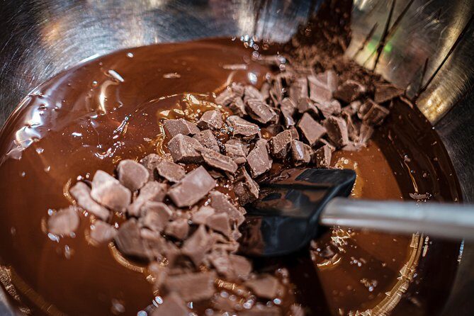2.5h Belgian Chocolate Pralines Workshop in Brussels - Who Should Book This?