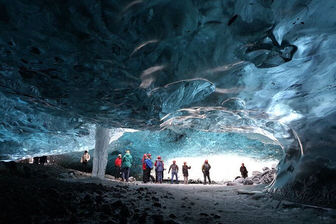 2-Day Blue Ice Cave, Glacier Lagoon and South Coast - Small Group - What Guides Actually Bring to This Experience