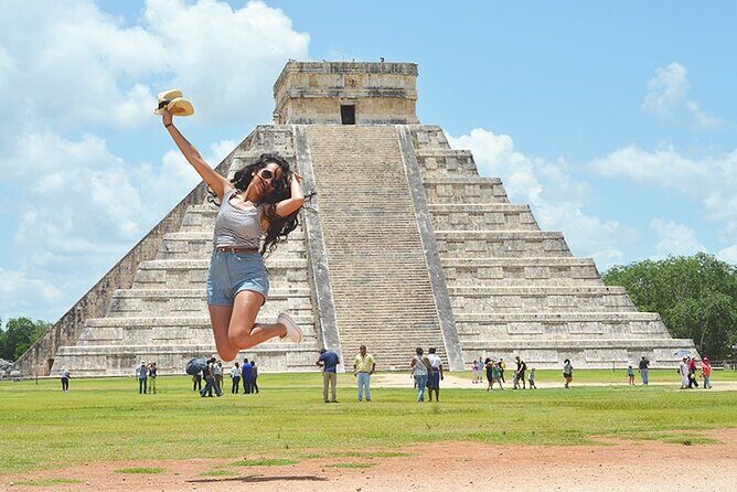 2-Day Deluxe Tour: Tulum and Chichén Itzá - A Practical Look at the 2-Day Deluxe Tour: Tulum and Chichén Itzá