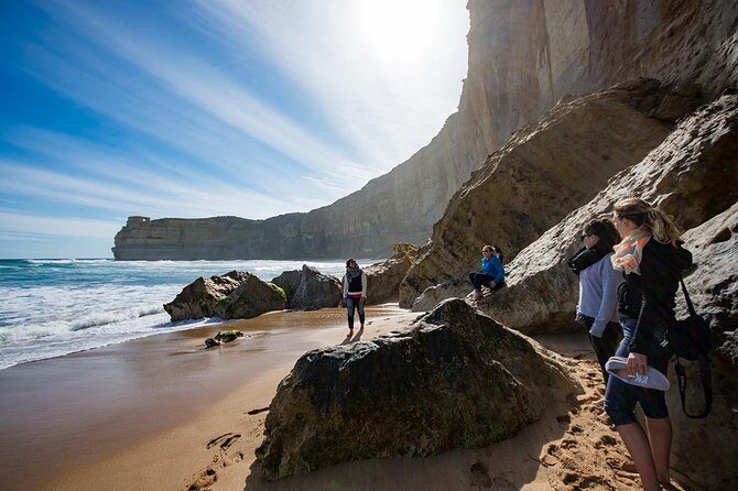 2-Day Great Ocean Road and Grampians Tour Roundtrip from Melbourne - Key Points