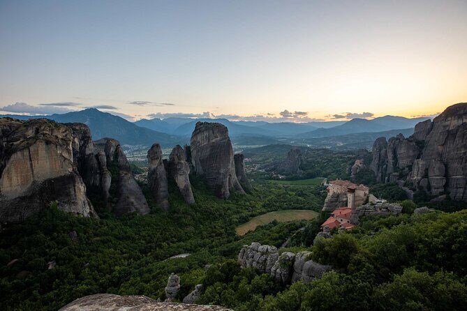 2-Day Guided Tour to Meteora from Athens with Accommodation - Exploring the 2-Day Guided Tour to Meteora from Athens: A Practical Look
