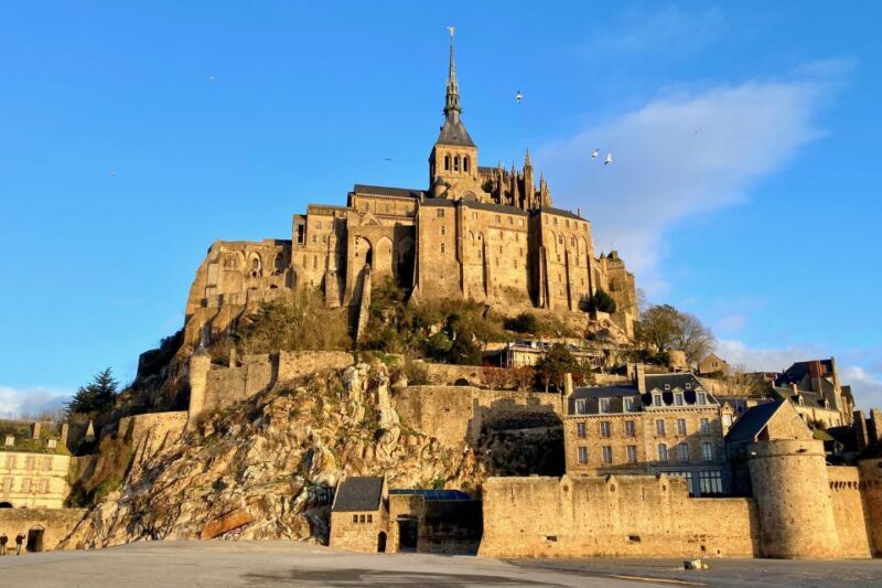 2-day Private Mont Saint-Michel, Normandy, 3 Loire Castles - FAQs
