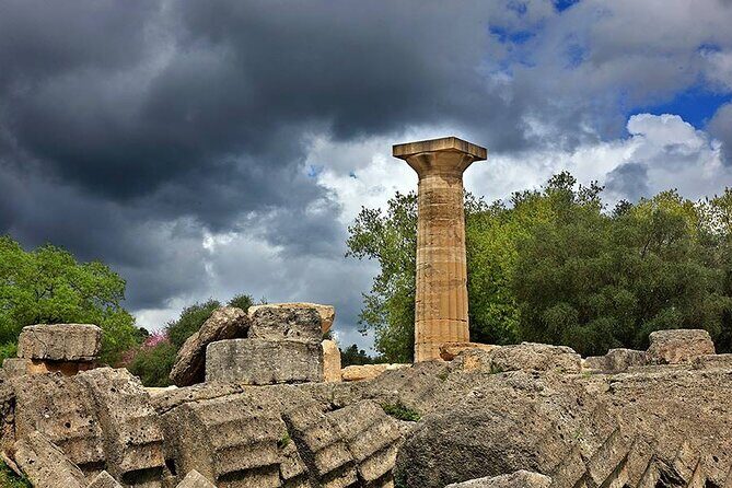 2 Day Private Tour to Amazing Delphi & Meteora - Key Points
