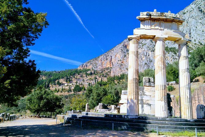 2-Day Private Tour to Delphi & Meteora with Great Lunch included - An Overview of the Tour Experience