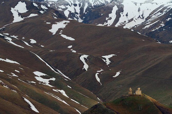 2-Day Private Tour to Kazbegi from Tbilisi - The Itinerary Breakdown: What You Can Expect