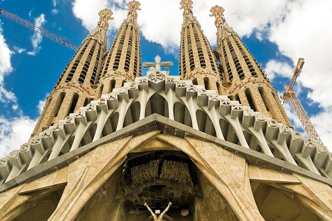 2-Day Tour: Gaudi & Sagrada Familia + Montserrat & Winery - An In-depth Look at the Tour